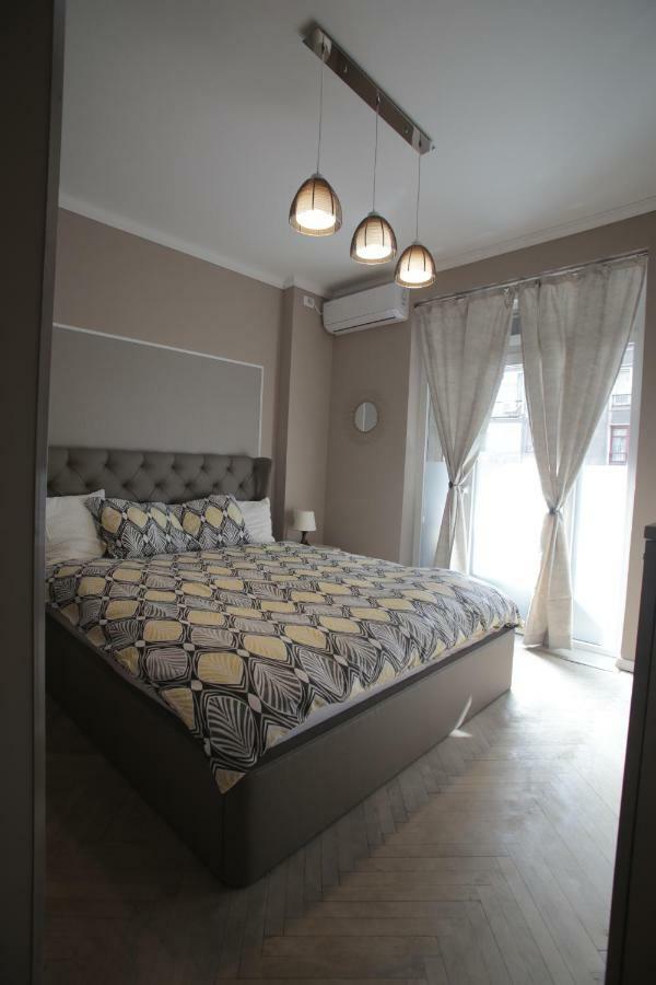 Live Bucharest Apartment Ngoại thất bức ảnh